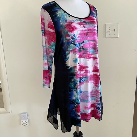 ADX petite print top in bright colours - Picture 5 of 7